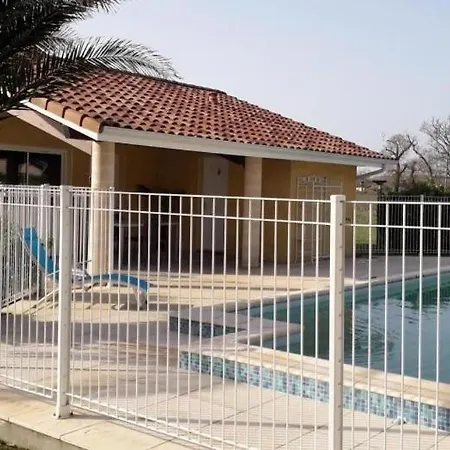 Le De Bertrine Nyaraló