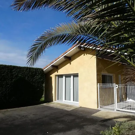 Le De Bertrine Holiday home *